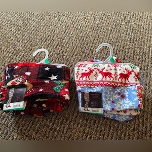 2 new soft Christmas leggings- you get both! Size XXL 15-17